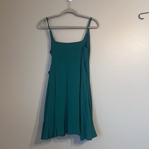Gianni Bini Women's Medium‎ Cocktail Emerald Green Dress Adjustable Straps Party - Picture 2 of 8